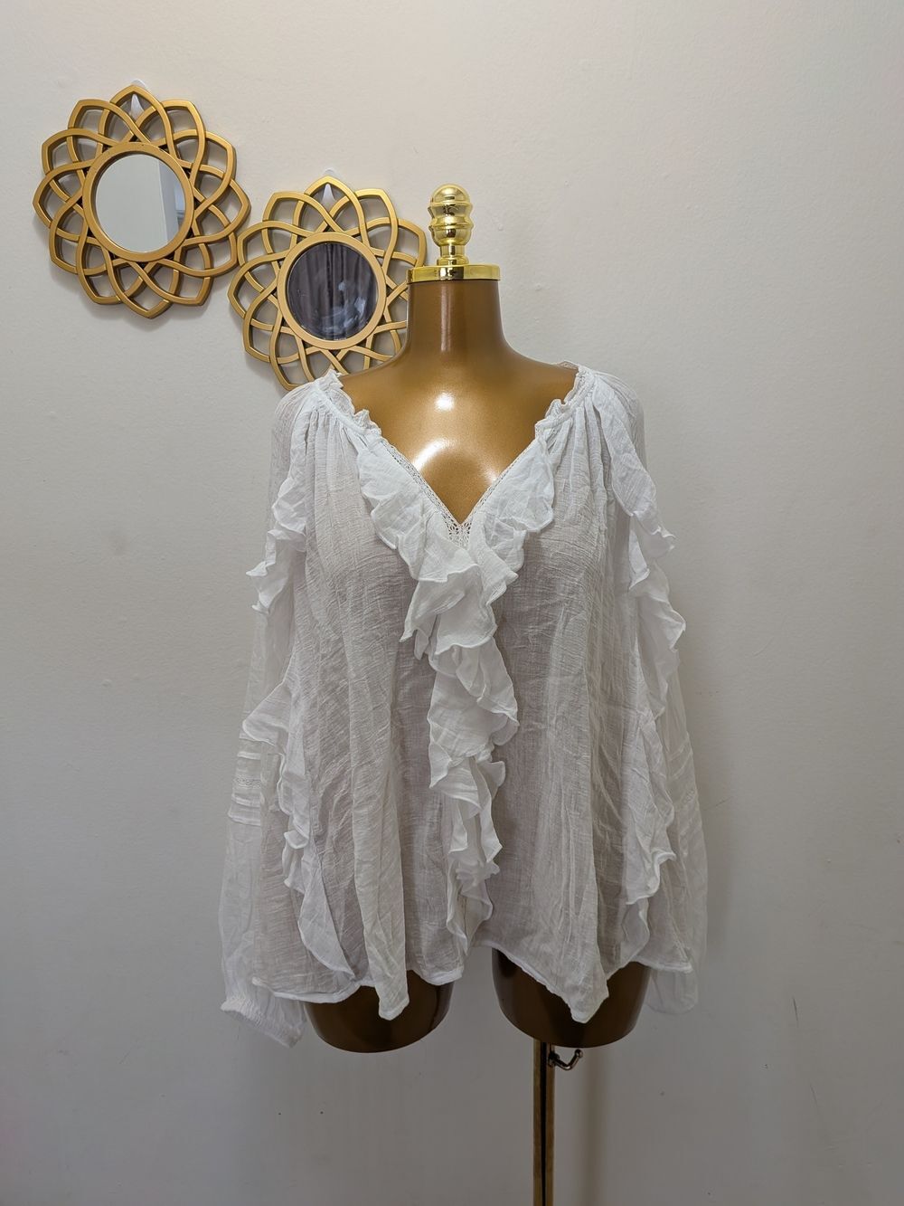 Universal Thread White Gauze Ruffle Blouse V-Neck Tiered Long Sleeve Top XXL
